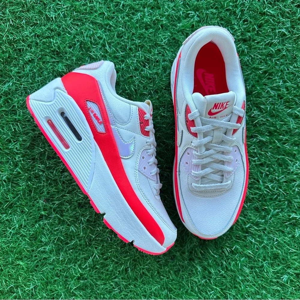 Nike Air Max 90 Lv8 Siren Red Platforms - Picture 3 of 9